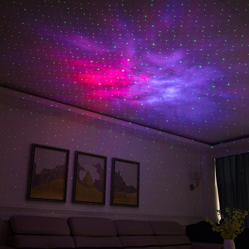projection de lumière étoilé dans la chambre d'adulte