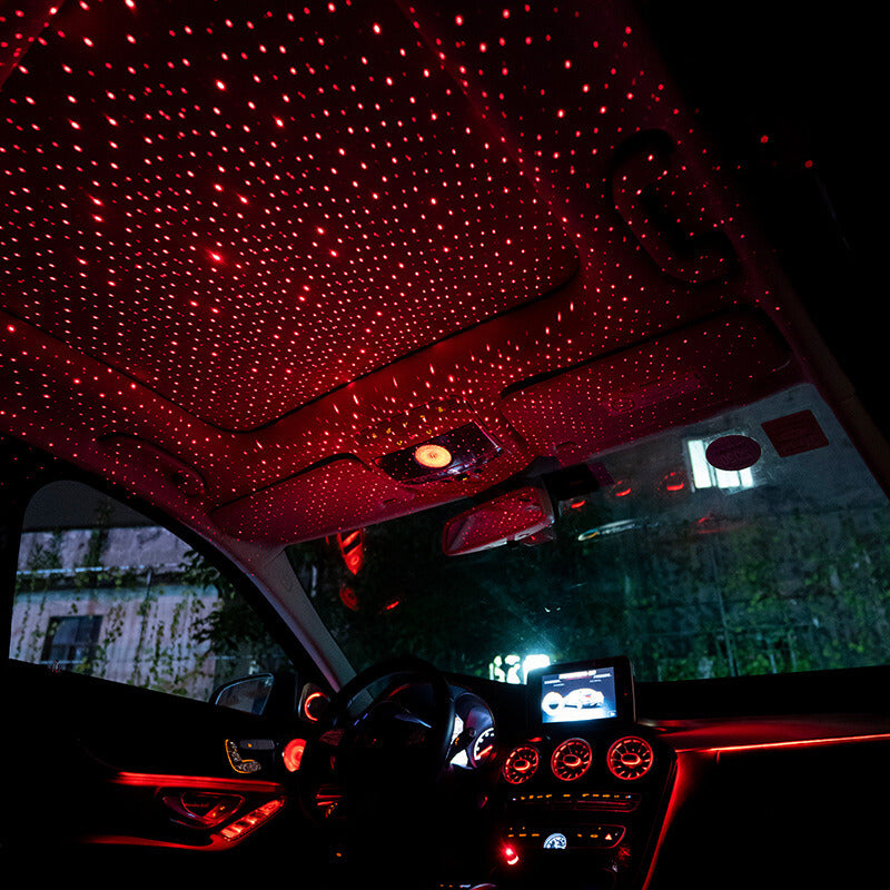 étoiles laser au ciel de toit de voiture